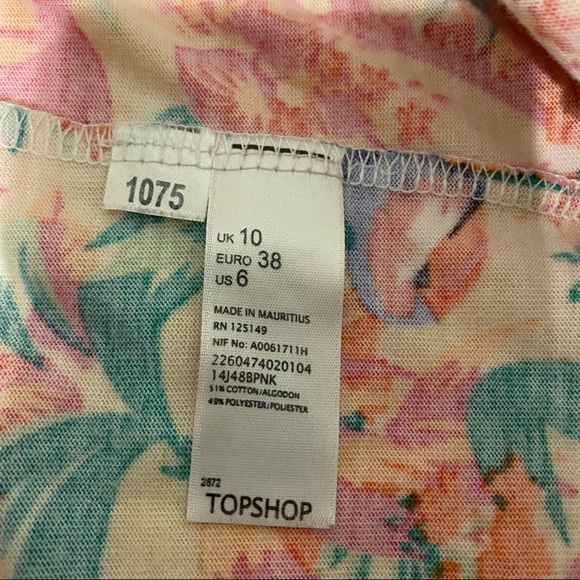 Topshop Bright Parrot Print Running Shorts - 6 - Picture 5 of 5